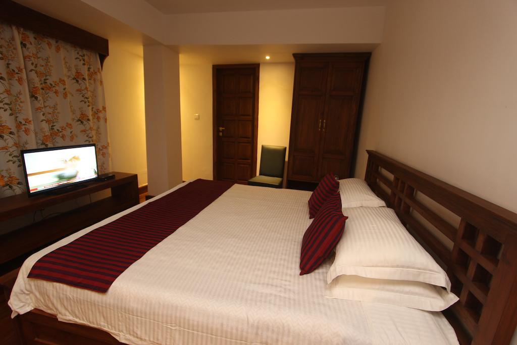 Bed and Breakfast The Pear Tree à Shillong Extérieur photo